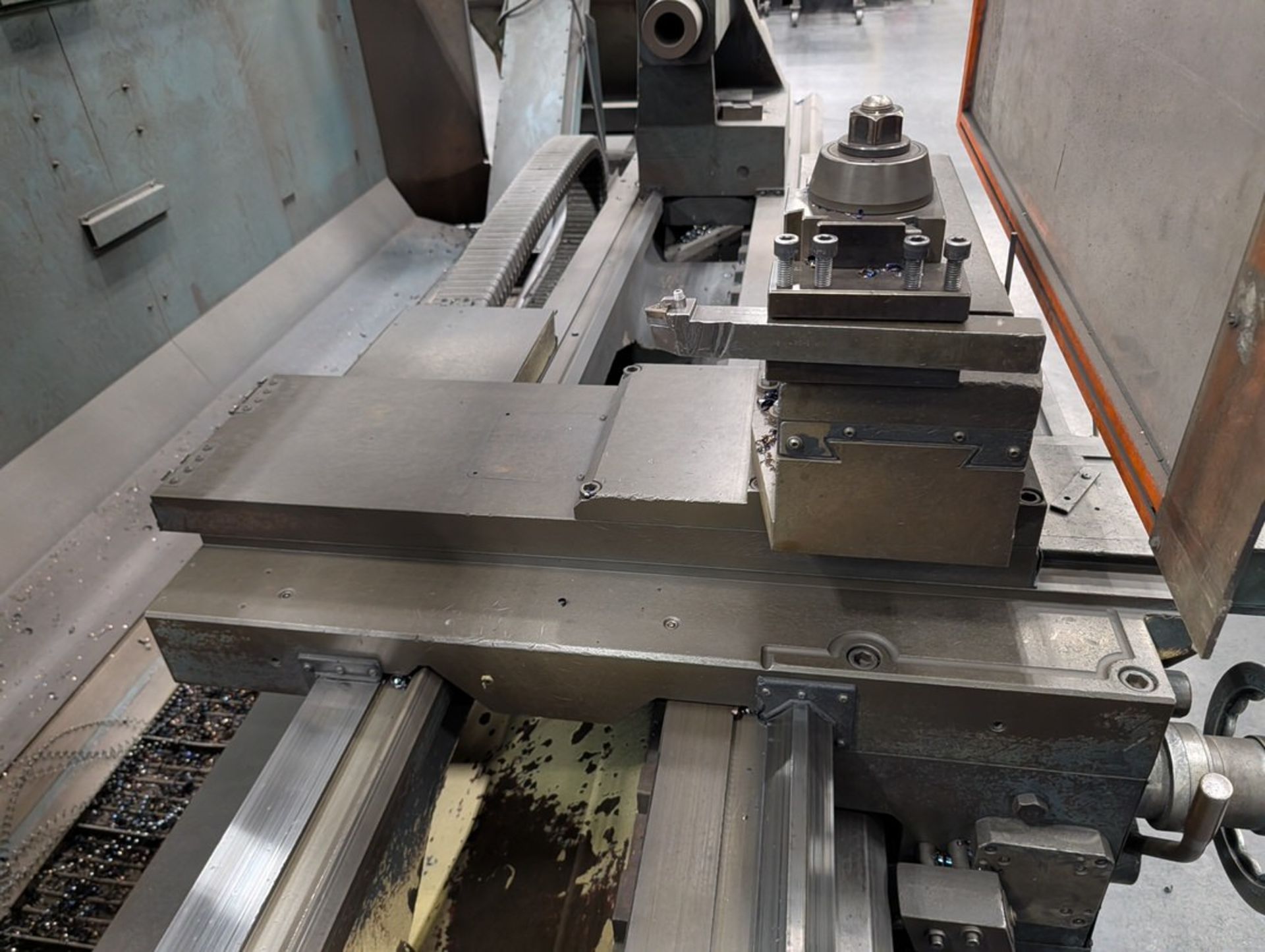 2009 Kuraki PA3512030 Manual Lathe 28" 4-Jaw Chuck; 460/3/60; Apprx. 120" distance between - Image 5 of 17