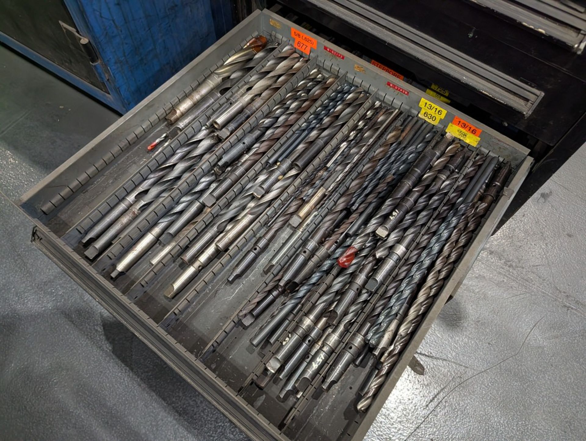 Assorted Mill & Lathe Tooling W/ 12-Drawer Modular Cabinet - Image 21 of 31