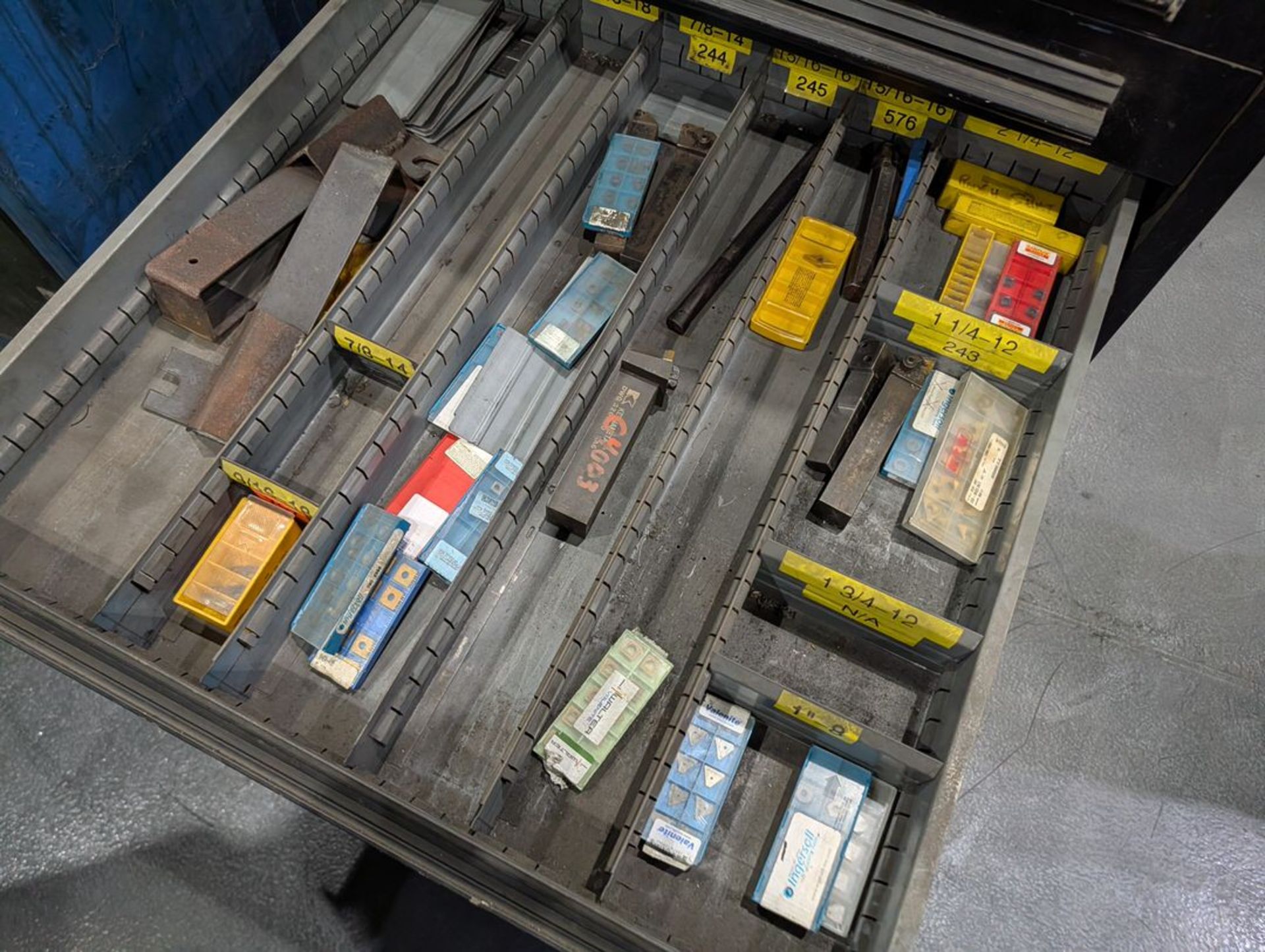 Assorted Mill & Lathe Tooling W/ 12-Drawer Modular Cabinet - Image 17 of 31