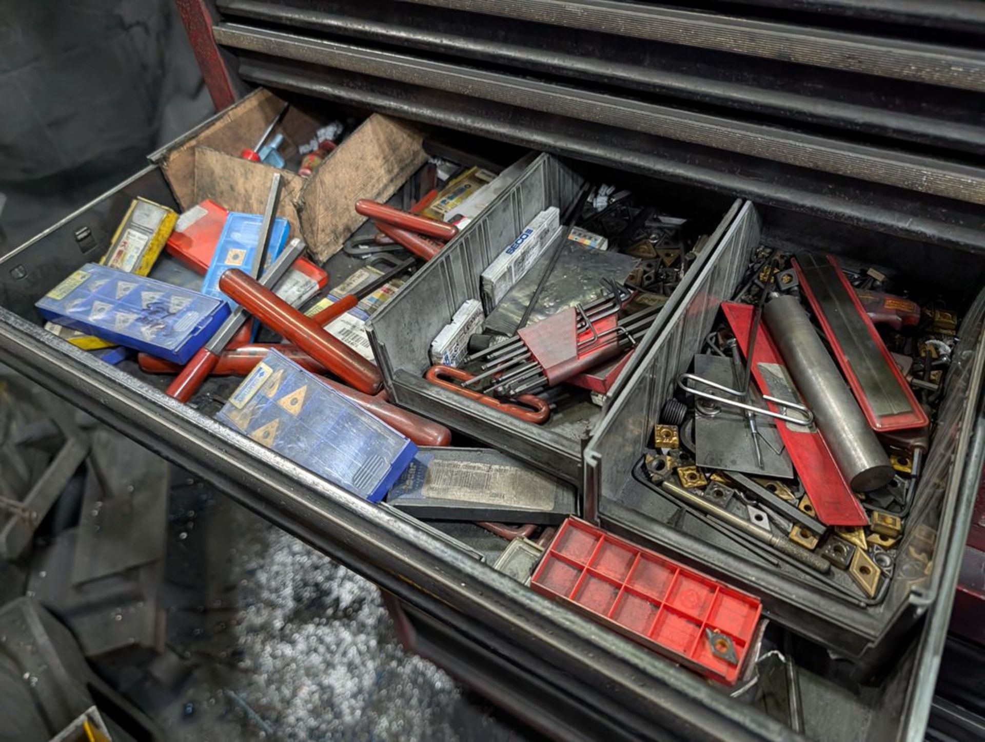 Craftsman Rolling Tool Box W/ Assorted tooling - Image 4 of 16