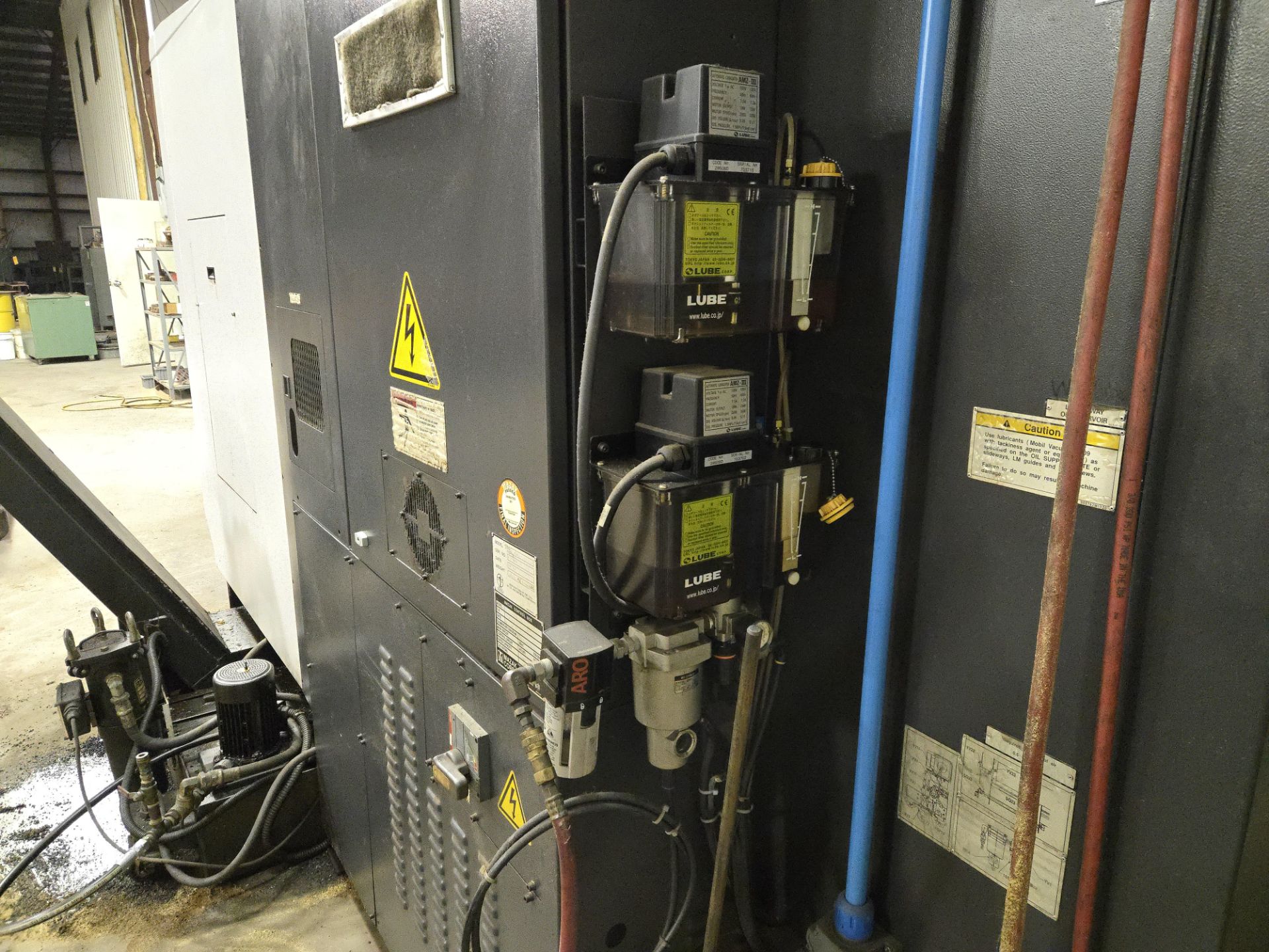2007 Mazak VTC-2500/50 VMC w/ Renishaw TS27R Tool Probe, Mazatrol 640MV Controller - Image 16 of 17