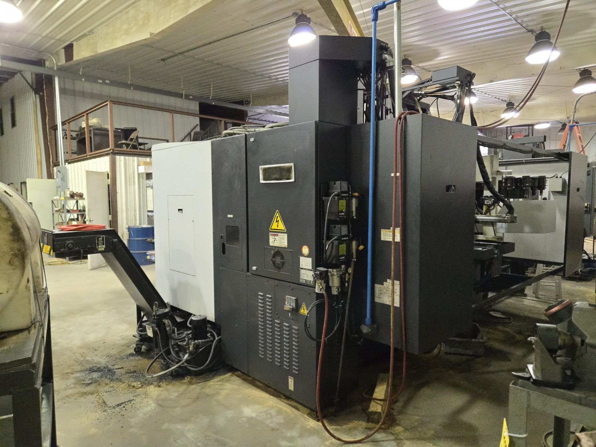2007 Mazak VTC-2500/50 VMC w/ Renishaw TS27R Tool Probe, Mazatrol 640MV Controller - Image 3 of 17