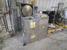 UniRam URS2000SS Solvent Recycler System