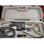 Porta Cable #737 Tiger Sawzall in Case