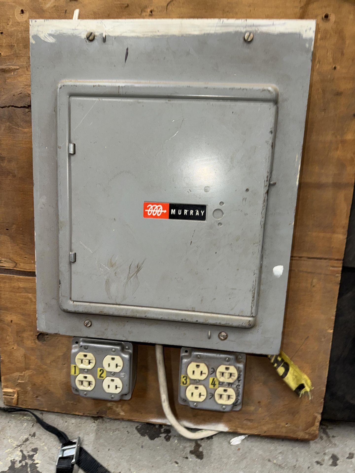 Remote Electrical Service Station, Including Cable & Breaker Box w/ Receptacles - Image 2 of 3