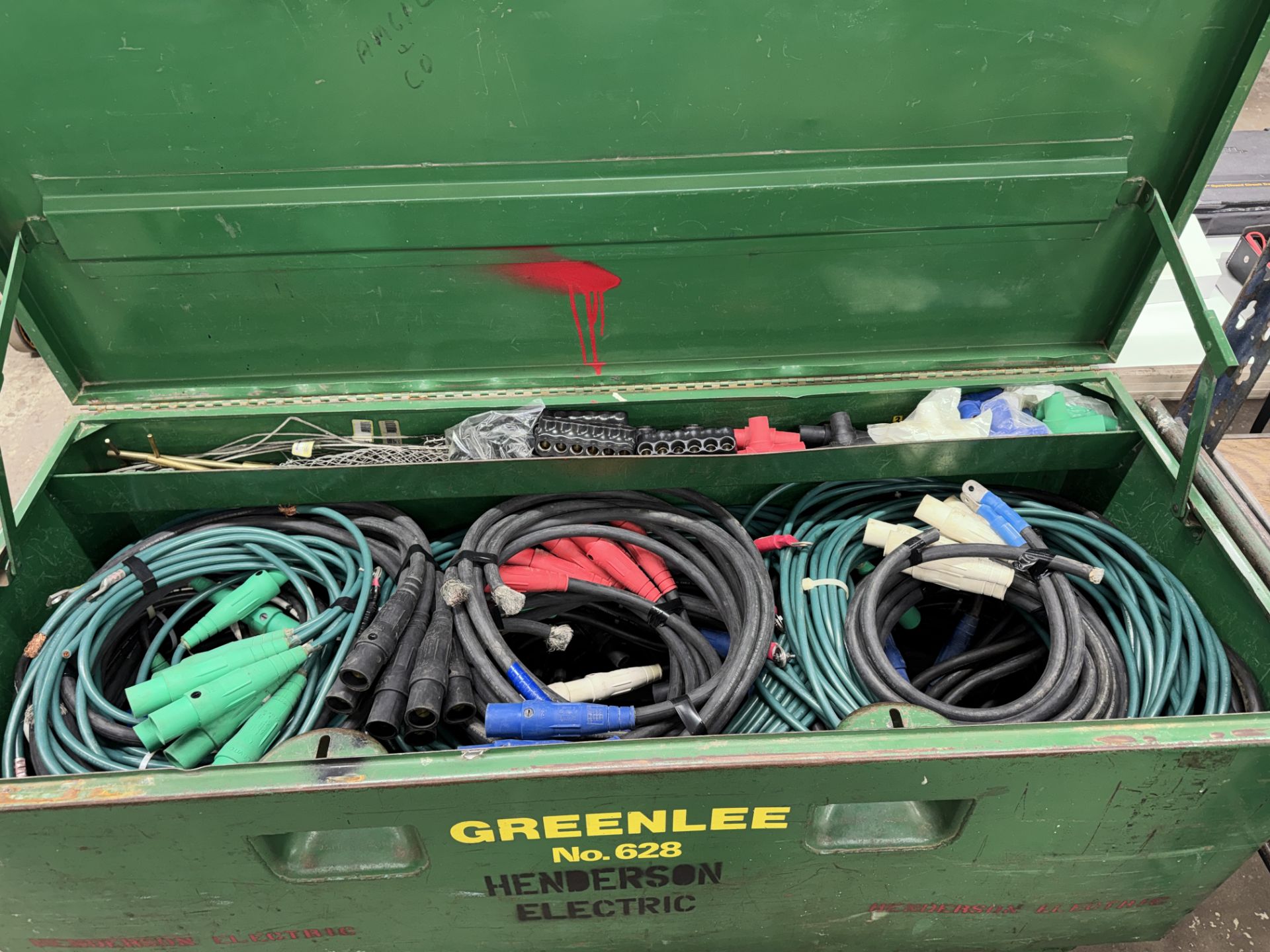 Greenlee #628 Port. Job Box w/ (25) - 4/0 Cam Lock Cables, Cam Lock Connector "T"'s