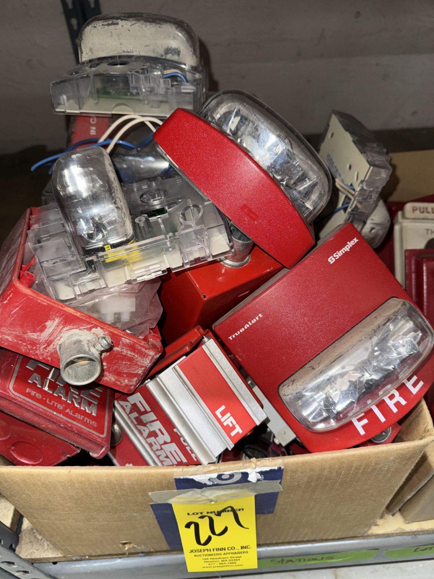 LOT Asst. Annunciators, Heat Protectors, Duct Smoke Detectors, Fire Alarm Boxes, Strobes, Fire Alarm - Image 11 of 17