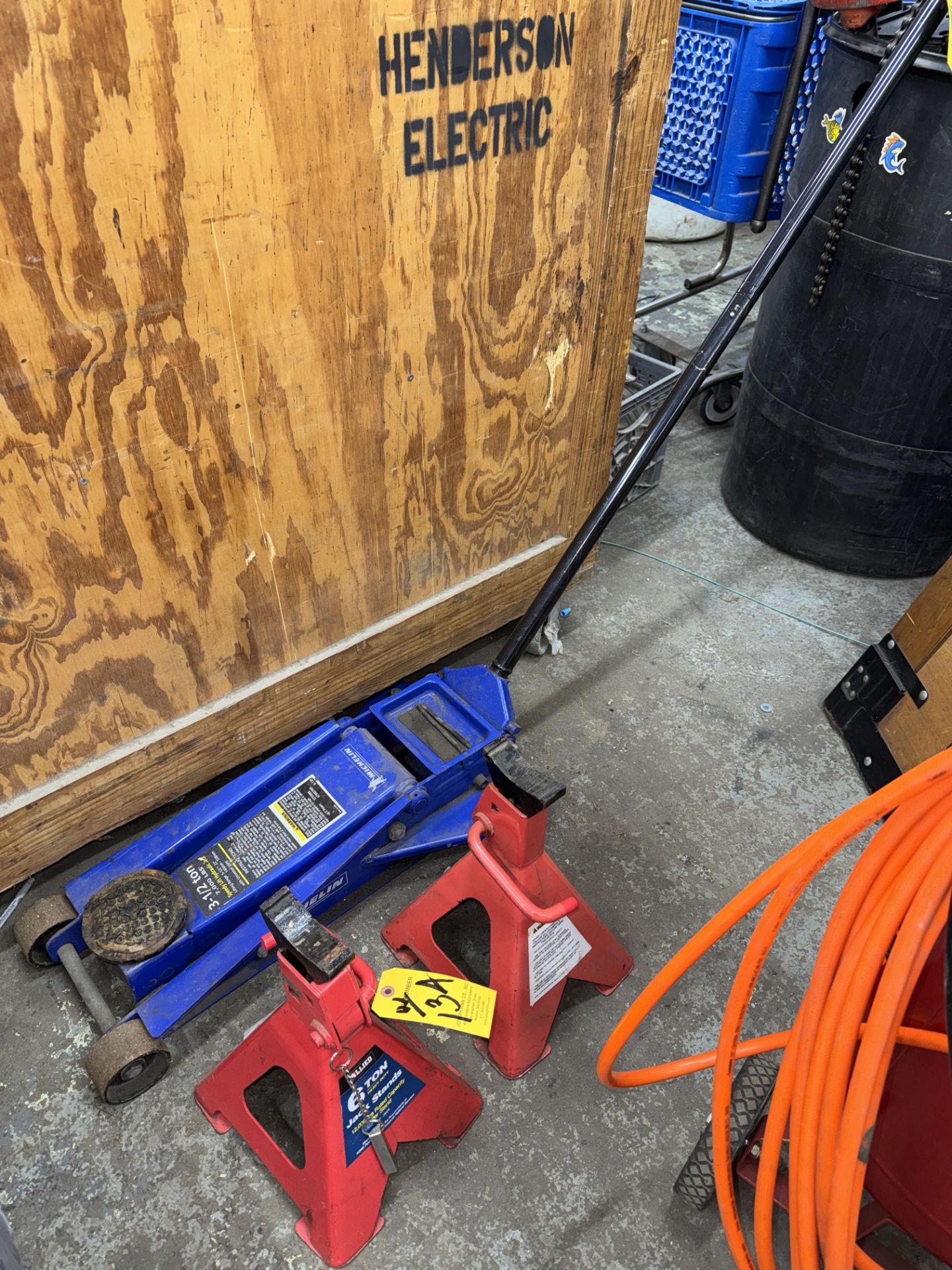 LOT Michelin 3.5 Ton Hyd. Car Jack, (2) 6-Ton Jack Stands, Auto Creeper Board, Bottle Jack - Image 2 of 5