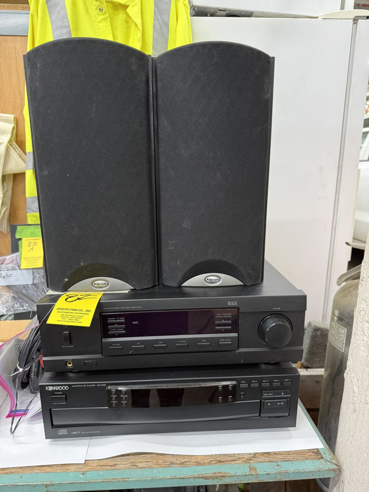 LOT (1) Sherwood RX-4103 AM/FM Stereo Receiver, Kenwood DP-R797 Multi CD Player, Speakers