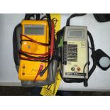 LOT Fluke 23 Multimeter, Watt Stopper FX-200 Illuminator w/ Cases