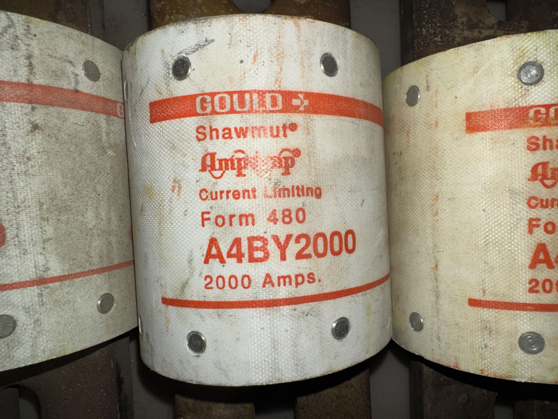 LOT (4) A4BY 2000 Fuses, (1) 4801 Fuse in Bin - Image 3 of 4