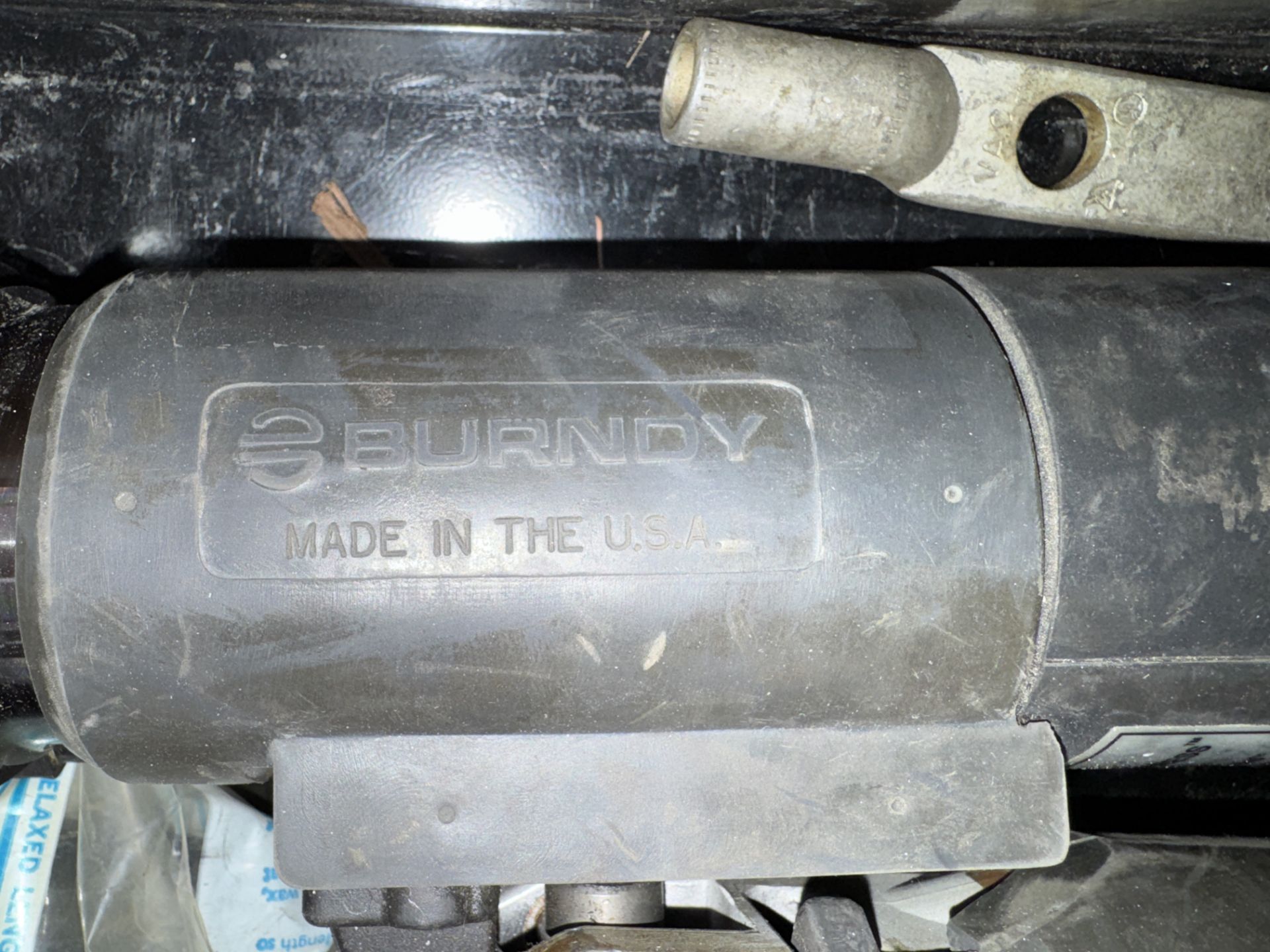 Burndy Hypress Y644M Dieless Crimper w/ Asst. Crimps in Case - Image 3 of 4