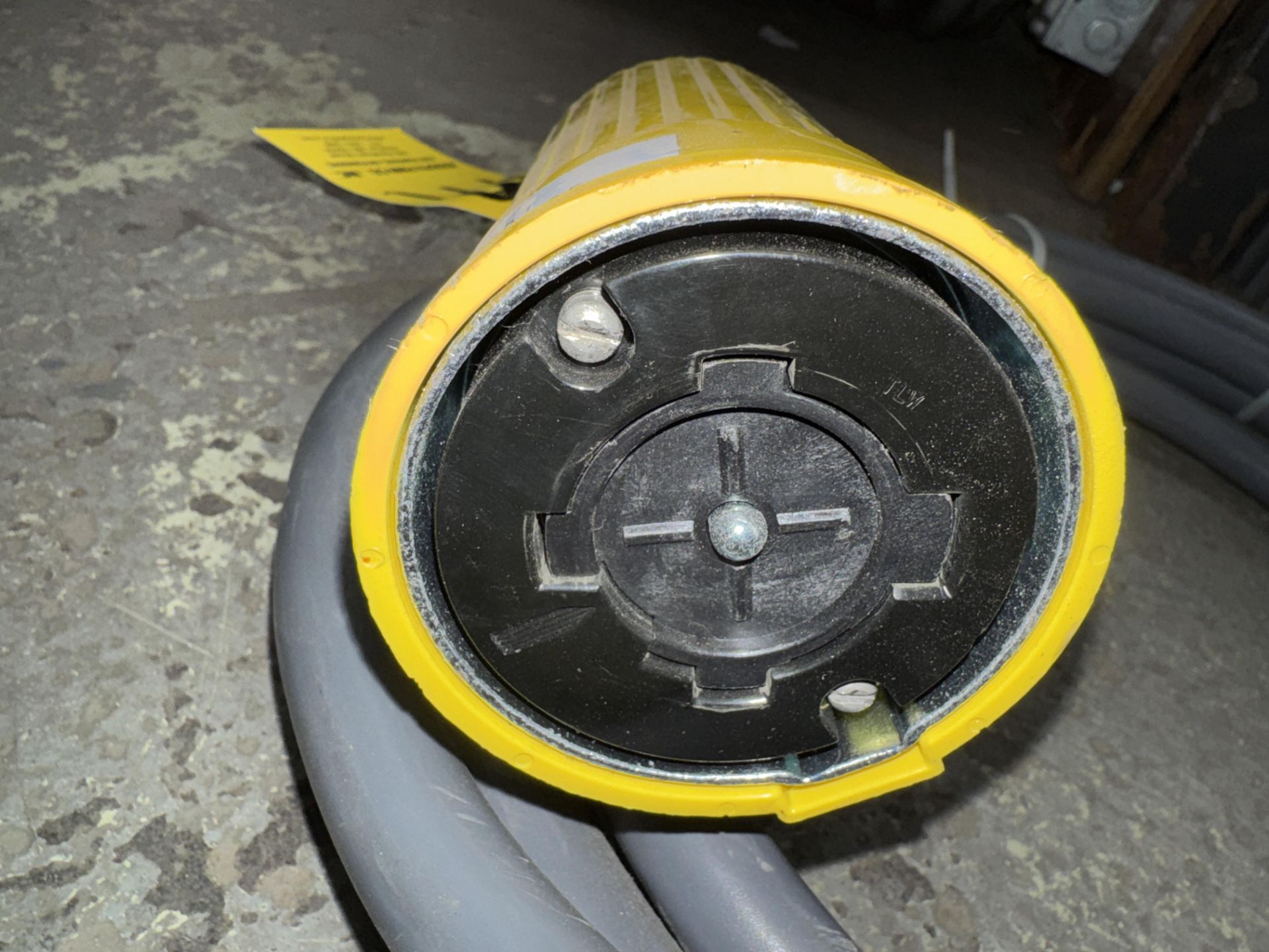 Hubbellock, Female, 6/4 Connection Cord, 60 Amp, 600 Volt - Image 2 of 3
