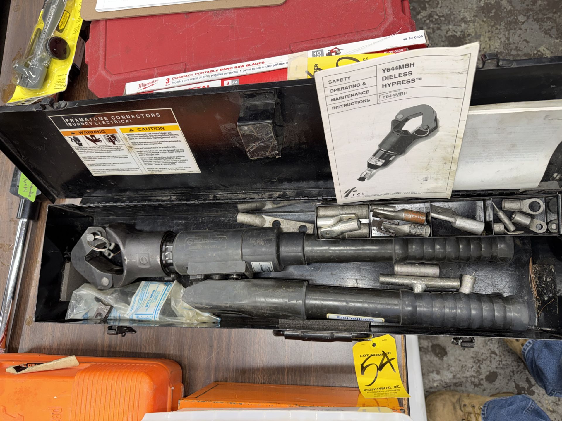 Burndy Hypress Y644M Dieless Crimper w/ Asst. Crimps in Case
