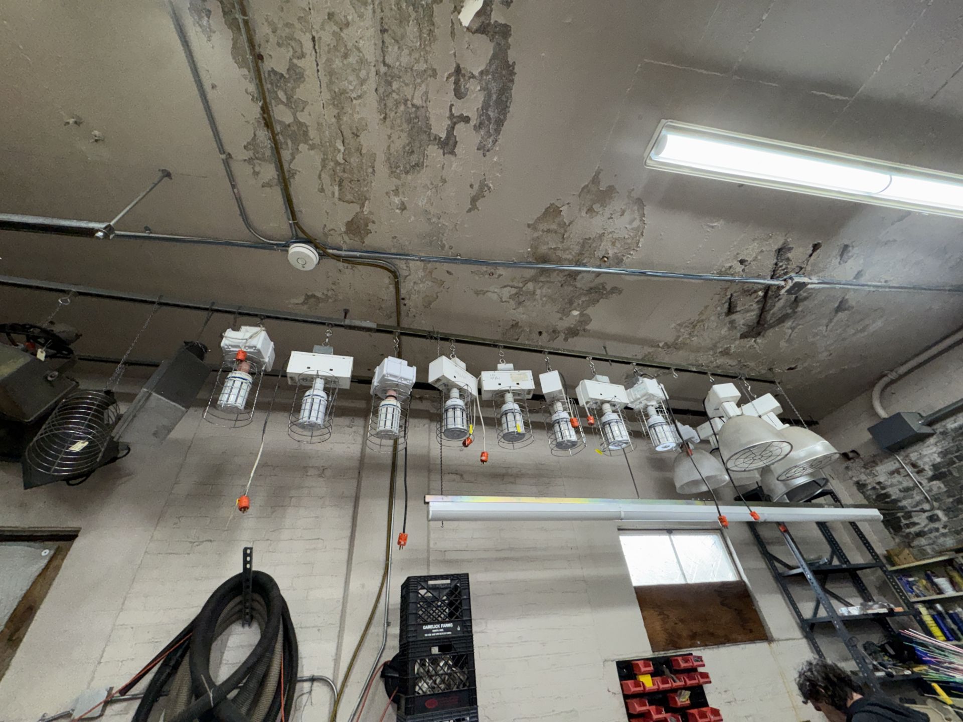 LOT (8) LED Shop Lights - Image 3 of 4