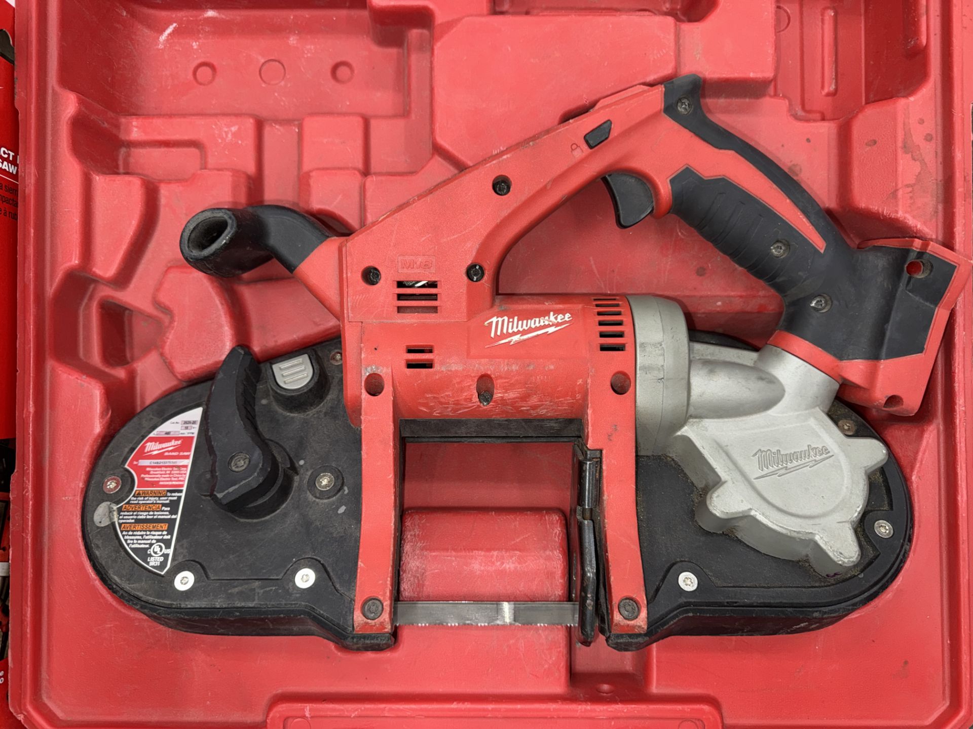 Milwaukee 2629-20 Band Saw in Case w/ Spare Blades - Image 2 of 4