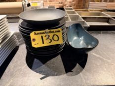 LOT: 16 ASSORTED VILLEROY & BOSH STONE DINNERWARE