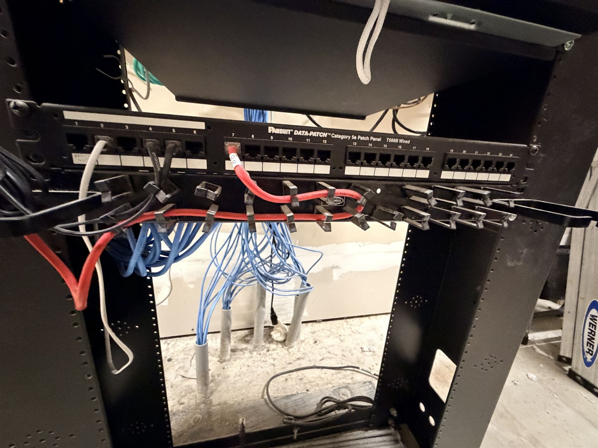 PANDUIT DATA-PATCH 230-PORT PATCH PANEL COMPONENT RACK - Image 6 of 9