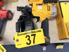 DEWALT 21 DEGREE FRAMING NAILER