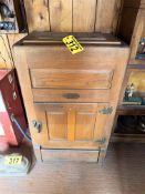 BELDING HAUL OAK REFRIGERATOR