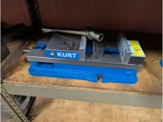 Kurt D688 Machine 6" Vise