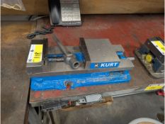 Kurt D688 6" Machine Vise