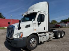 2018 Freightliner CA113 Day Cab
