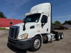 2018 Freightliner CA113 Day Cab