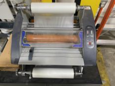 Offsite Wide Format Laminator Model RSH-380SL