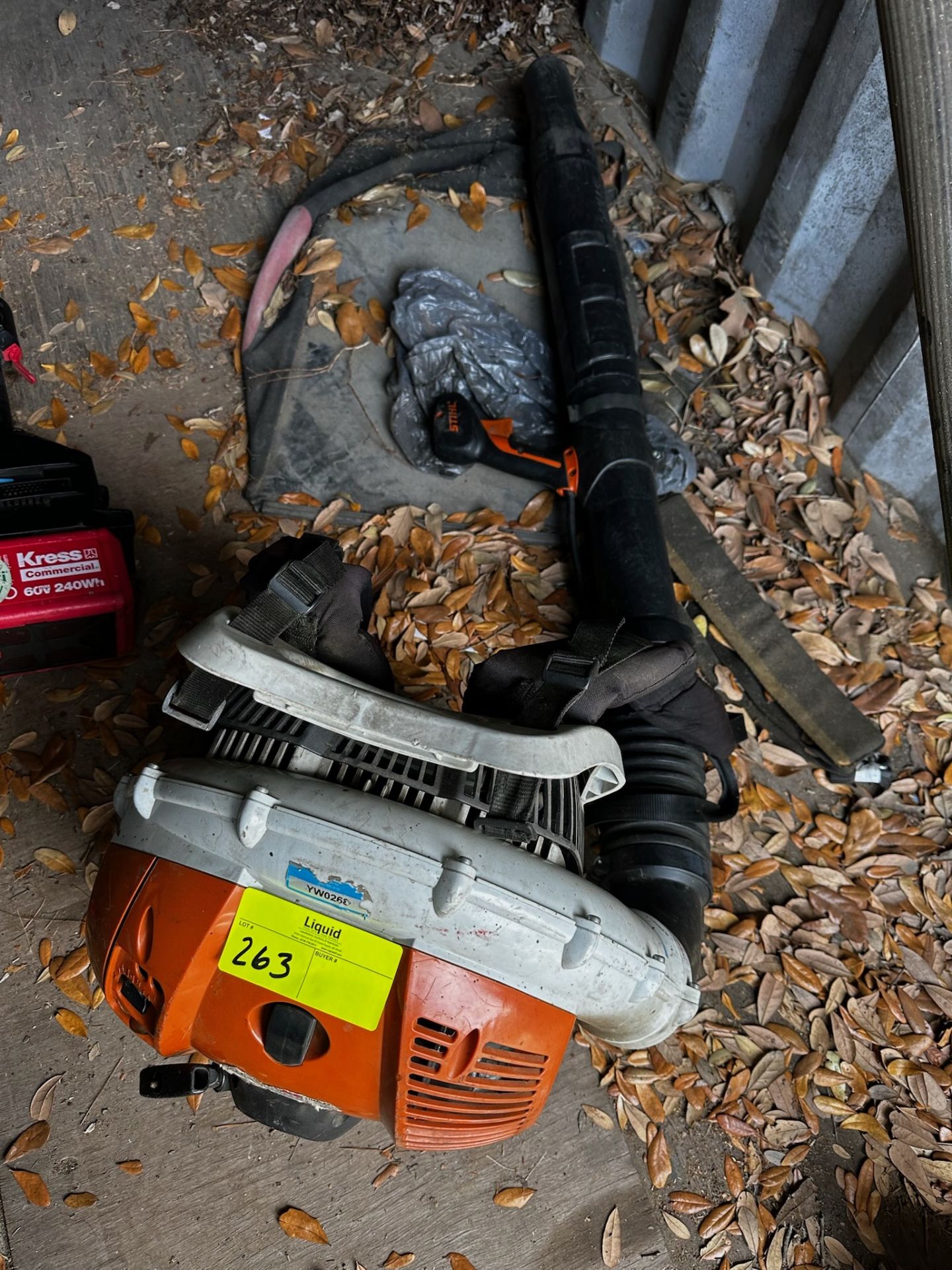 Stihl BR 600 Backpack Blower - Image 2 of 2