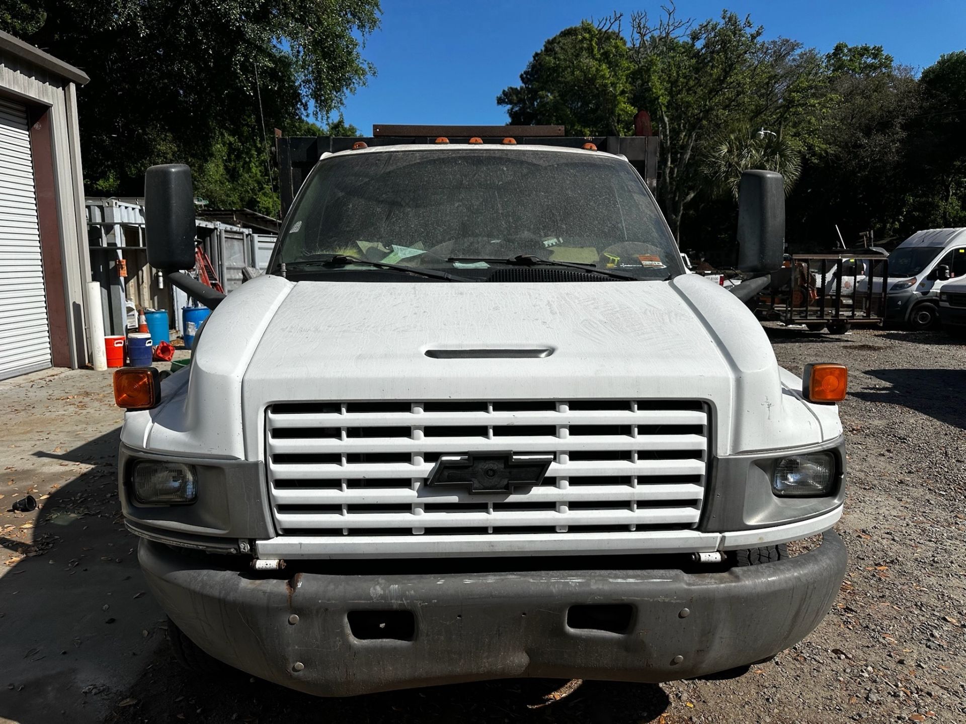 2006 Chevy 4500 Dump Truck - Image 2 of 20