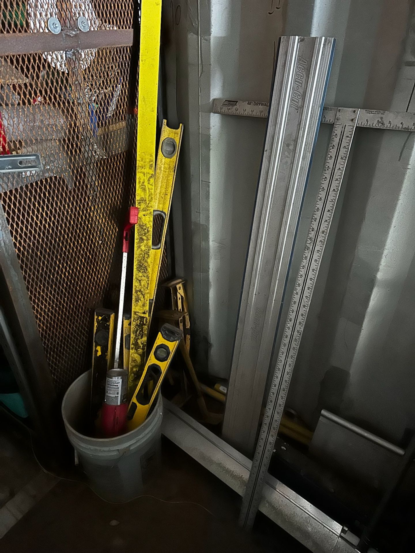 Cargo Storage Contents - Image 17 of 17
