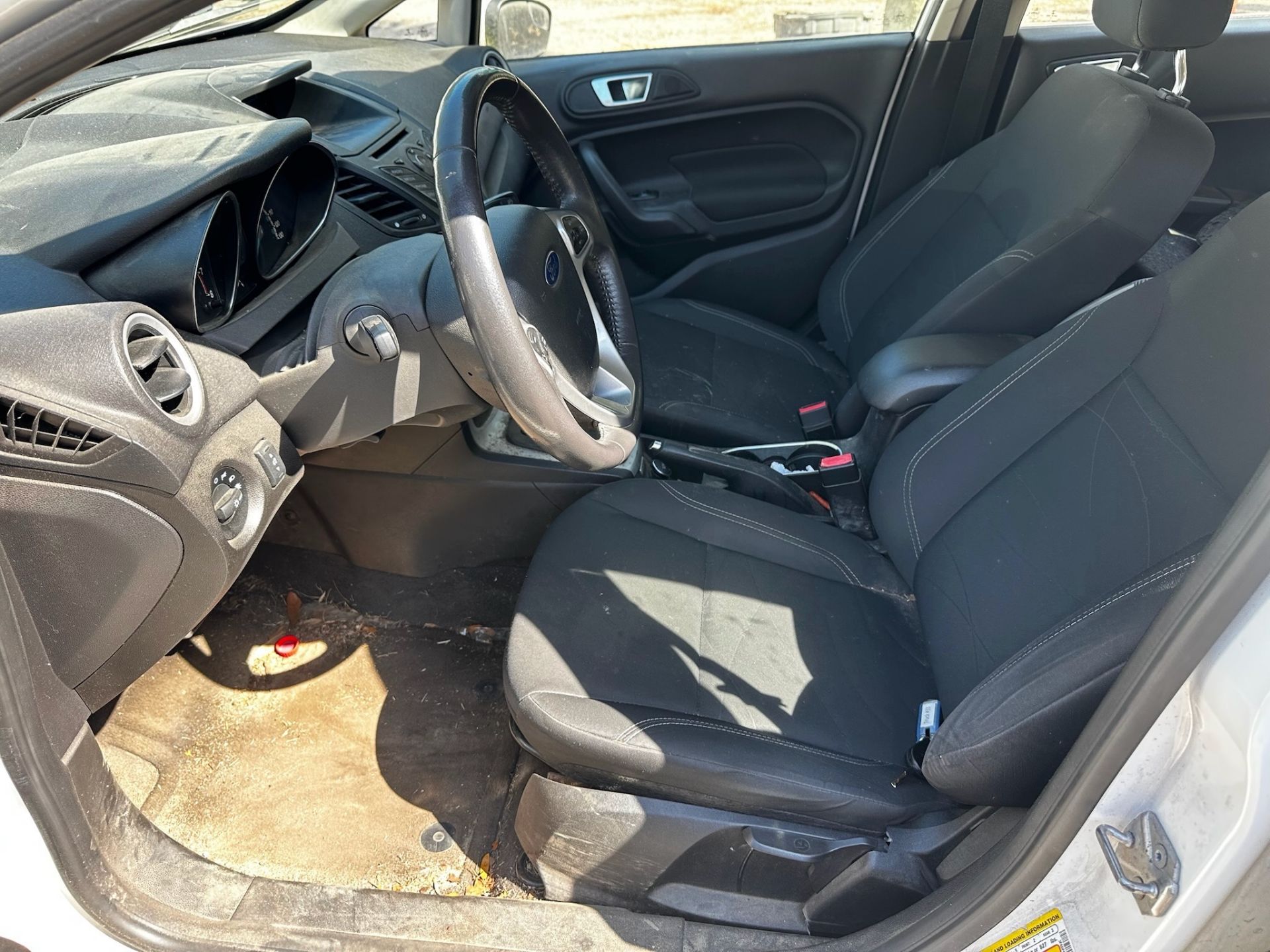 2016 Ford Fiesta - Image 9 of 13