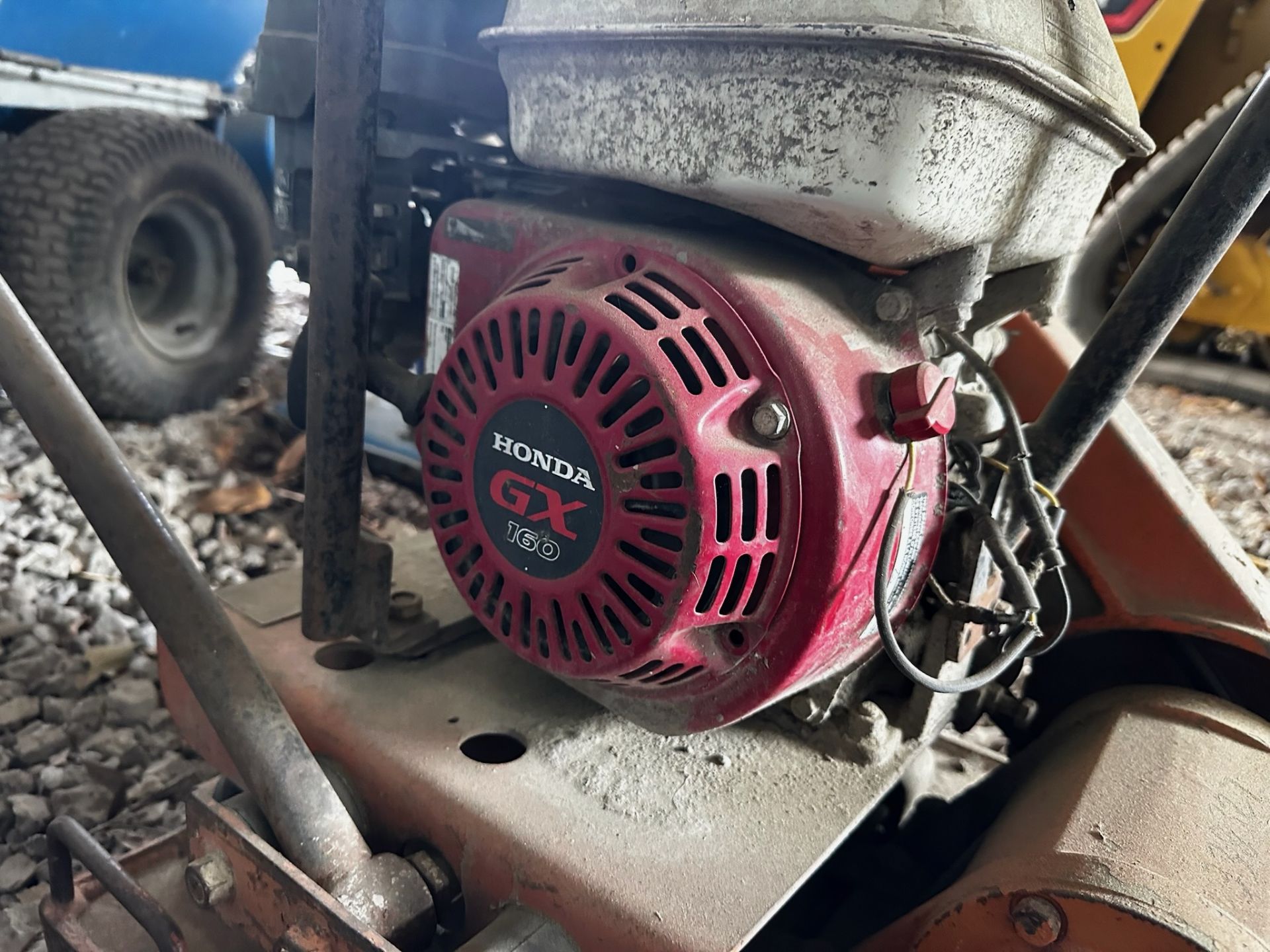 Mikasa Vibratory Plate Compactor - Image 5 of 5