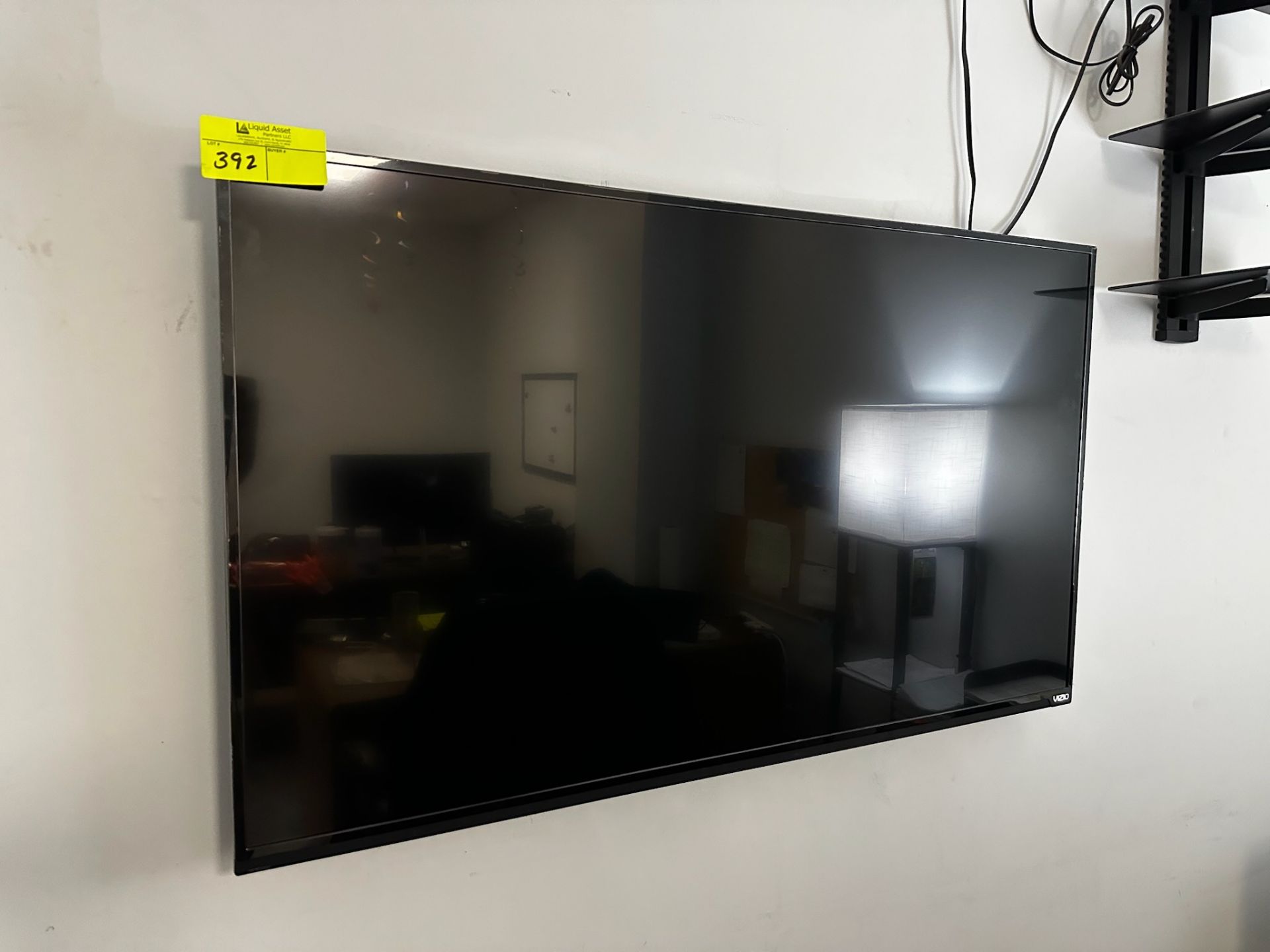 Vizio Flat Screen TV with Wall Mount