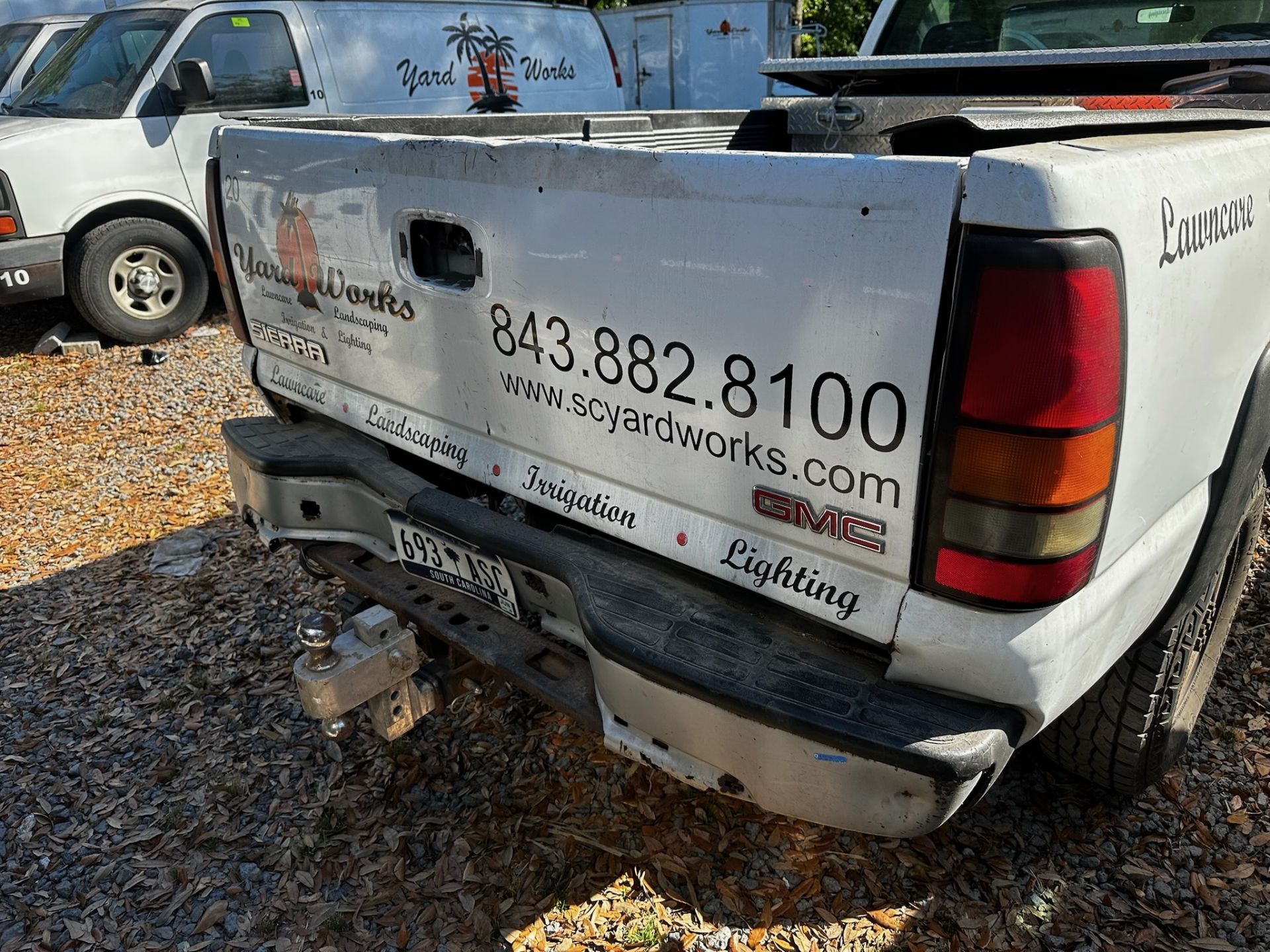 2007 GMC Sierra 2500 - Image 5 of 15