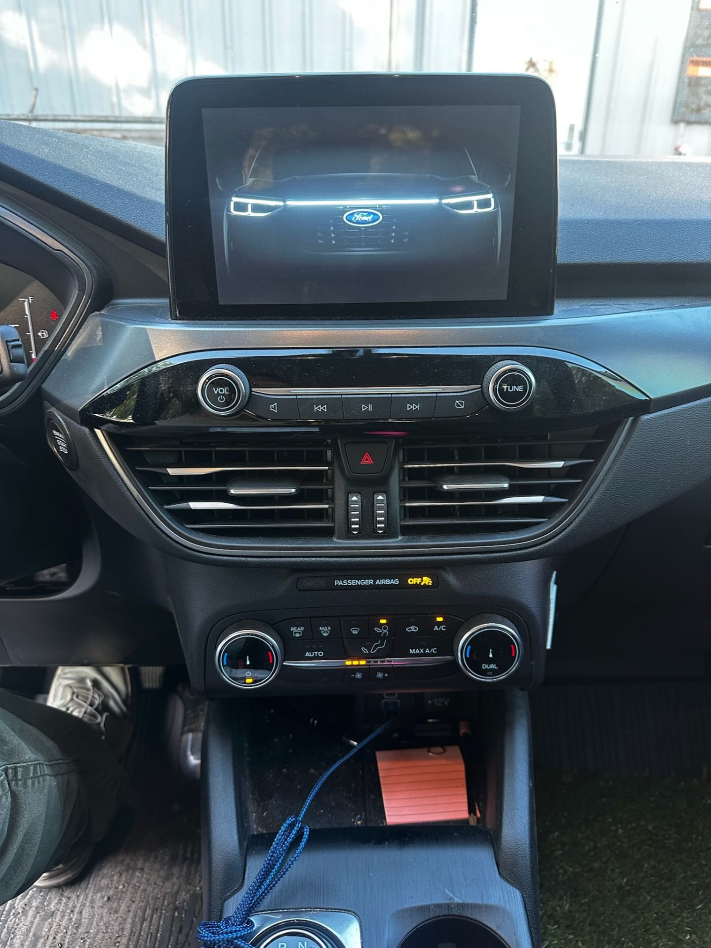 2025 Ford Escape - Image 13 of 18