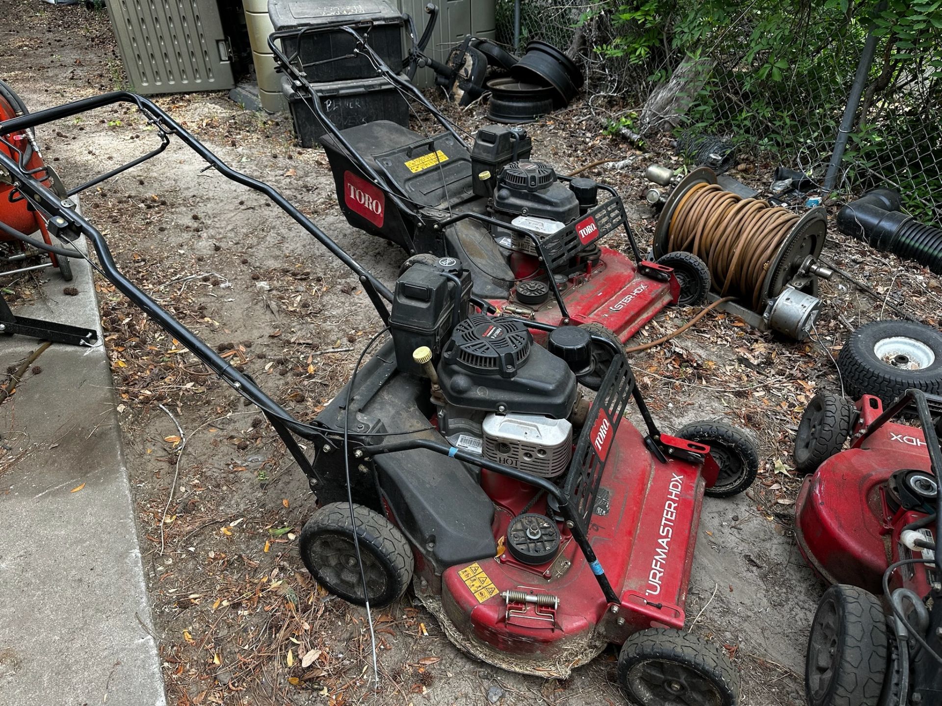 Lot of 2 Toro TurfMaster 22215 30" Walk-Behind Mower, Non-Operational - Image 4 of 5