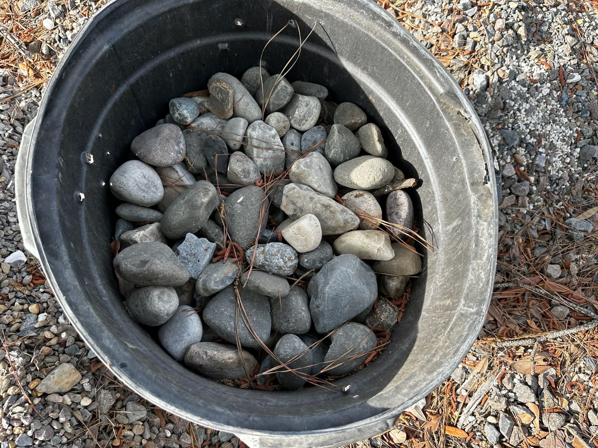 River Rock and Base Material - Image 7 of 7