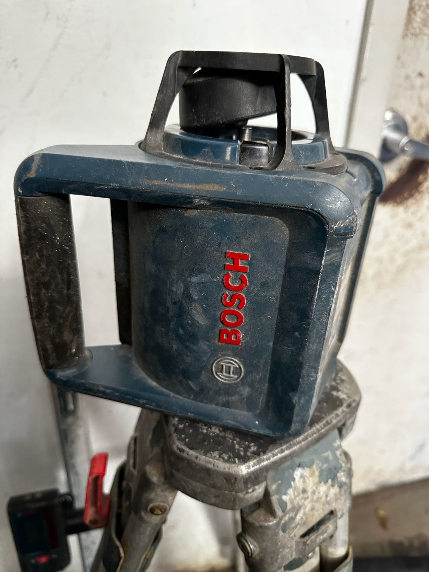 Bosch Grl 250 HV Professional Rotary Level and LR10 Laser Receiver - Image 2 of 8