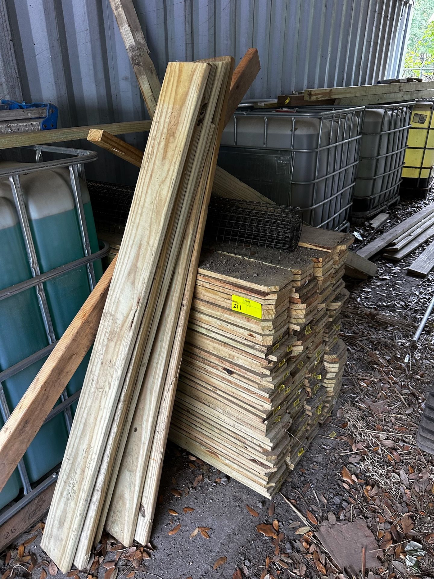 Wooden Fencing - Image 2 of 5
