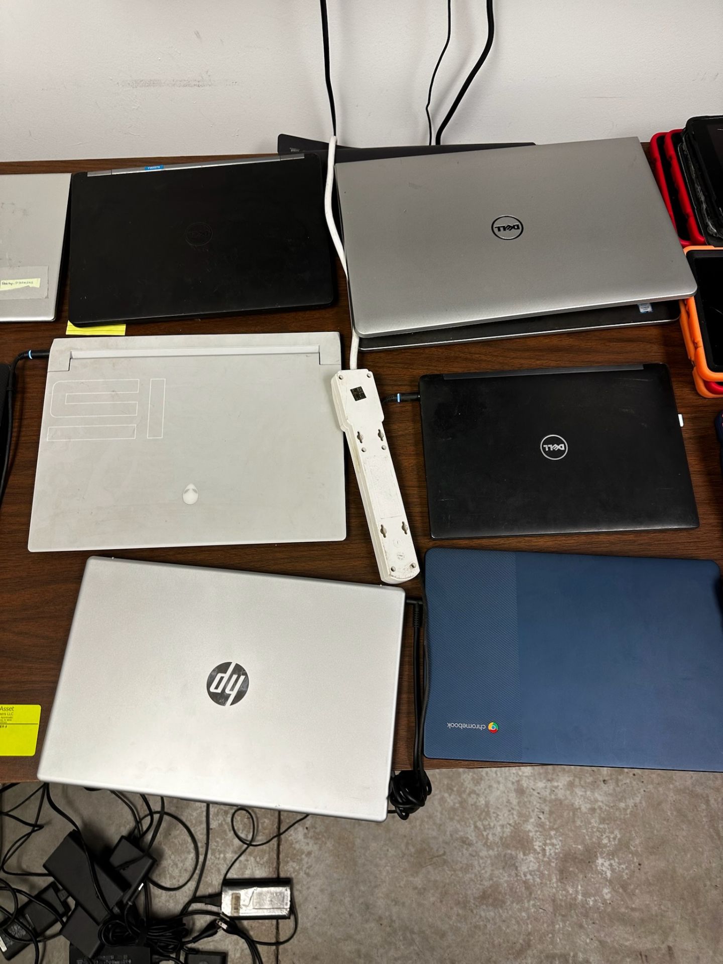 Laptop Lot - Image 4 of 6