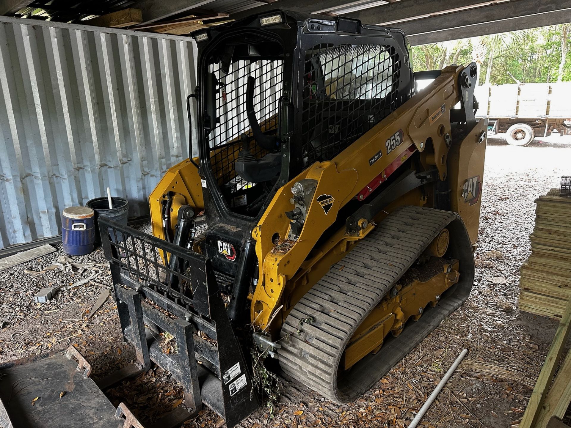 2025 Caterpillar 255 Compact Track Loader - Image 4 of 15