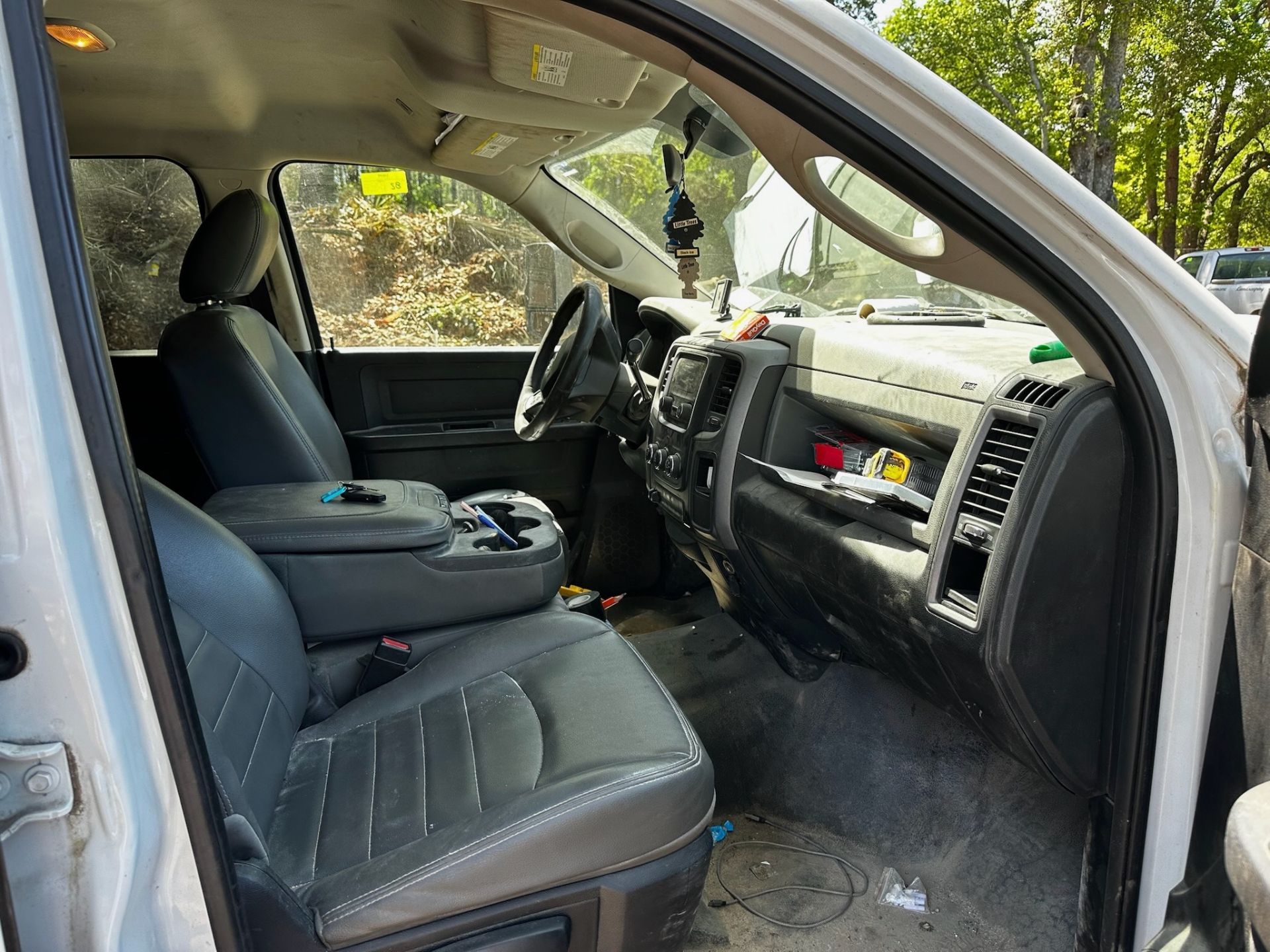 2017 Dodge Ram 5500 Landscape Dump Truck - Image 21 of 33