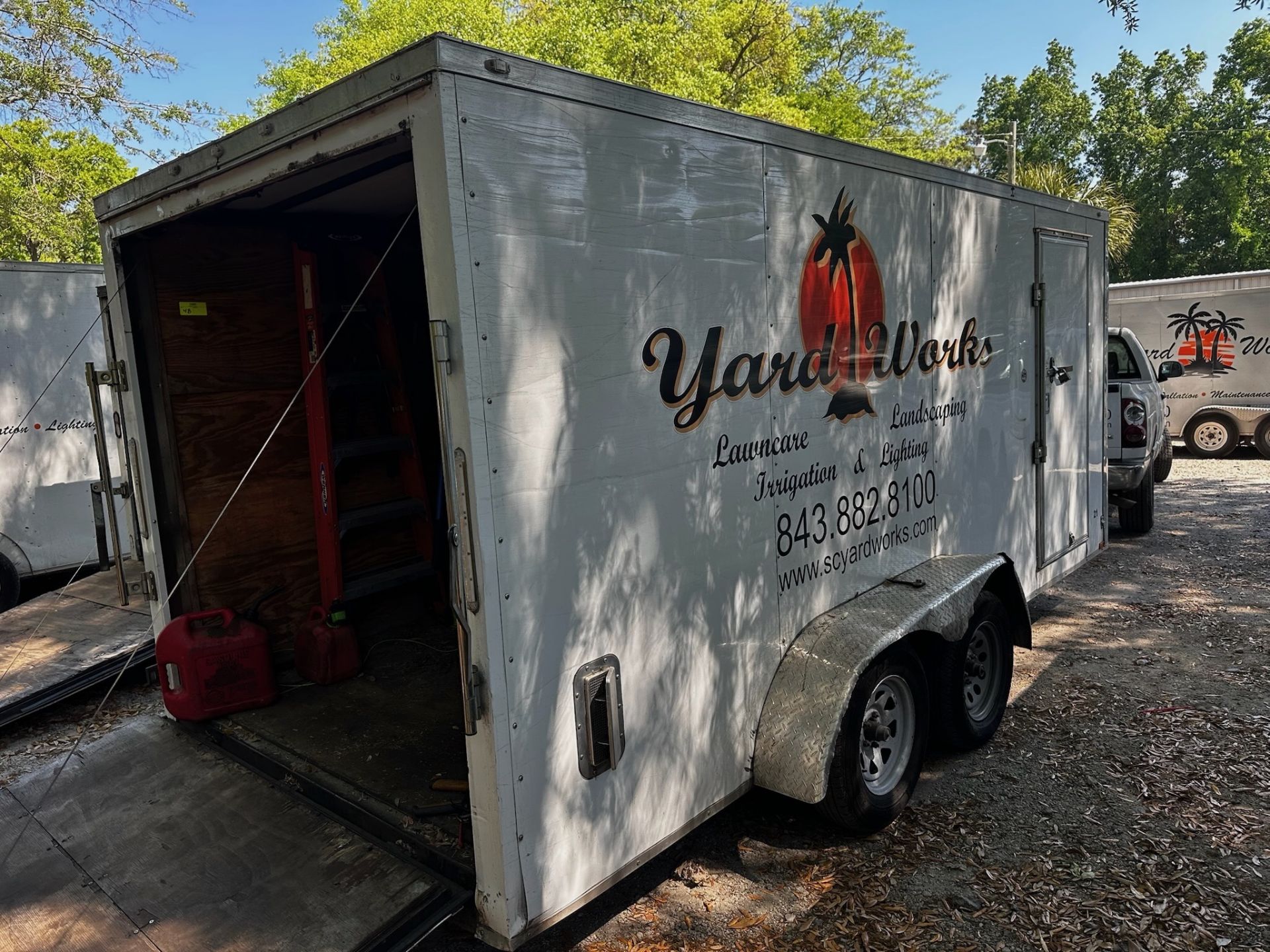 Enclosed Trailer - Image 7 of 9