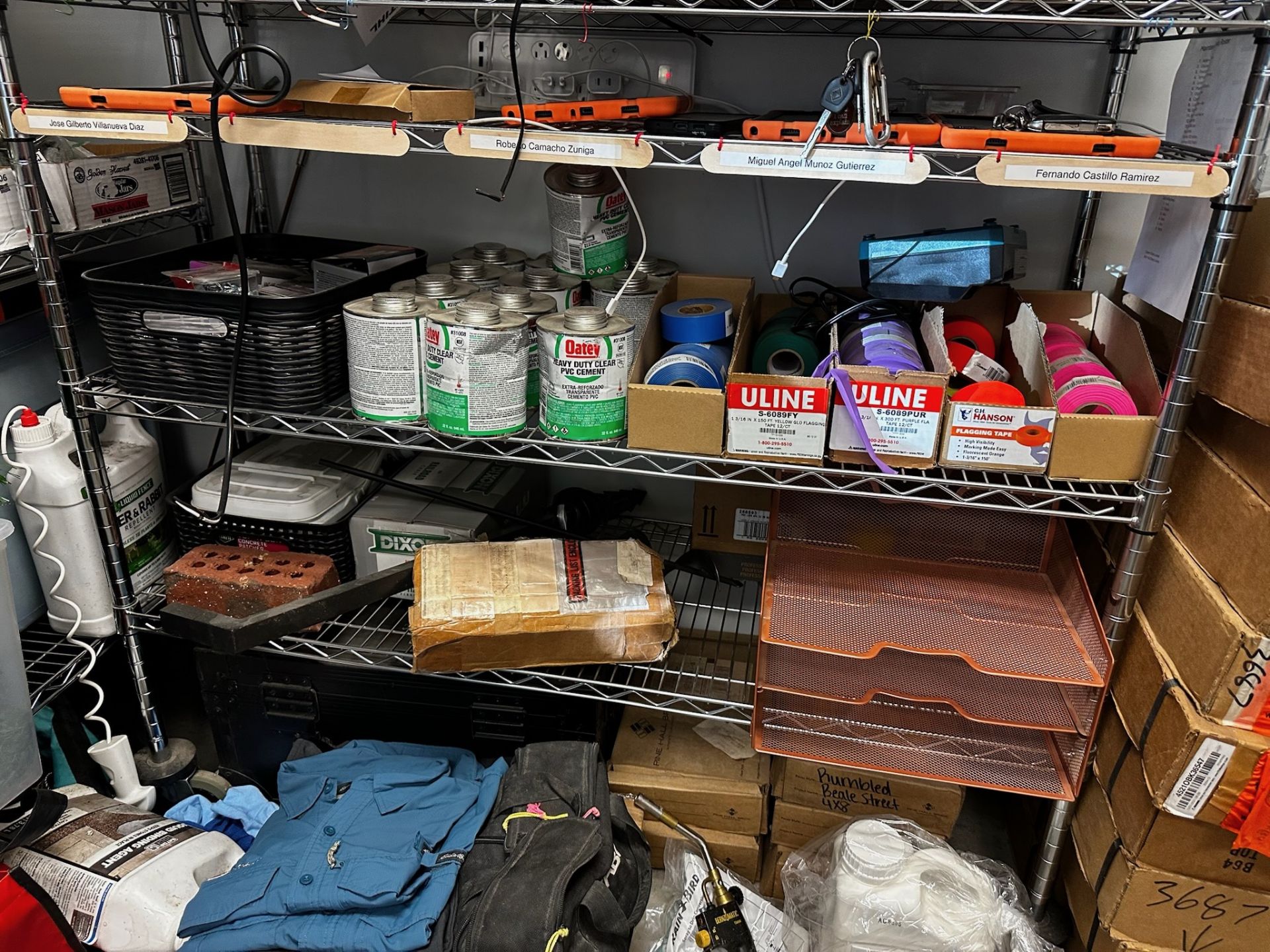 2 Wire Shelves with Contents - Image 8 of 10