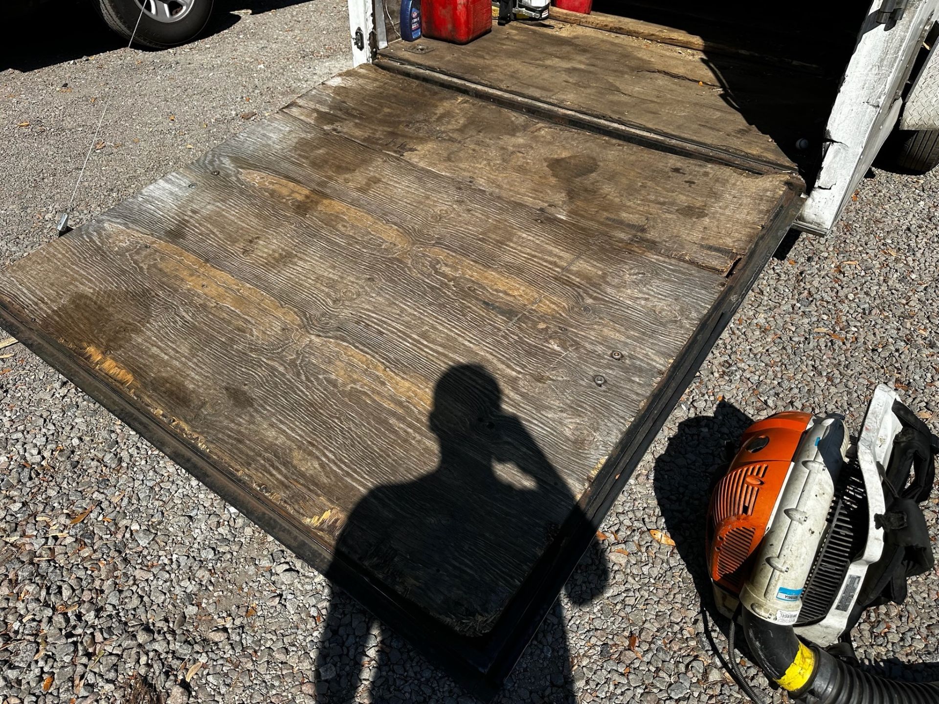 Enclosed Trailer - Image 7 of 10