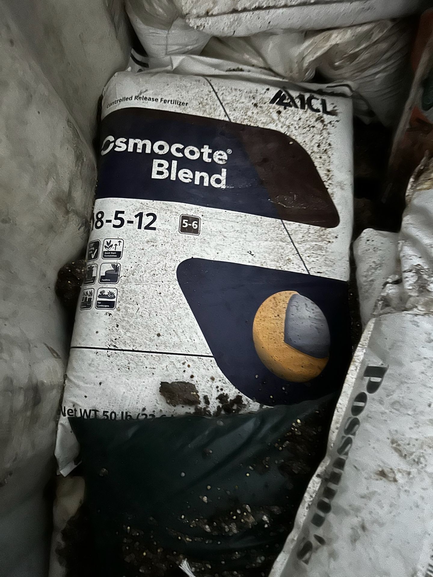 Lot of Assorted Bags of Fertilizer - Image 3 of 8
