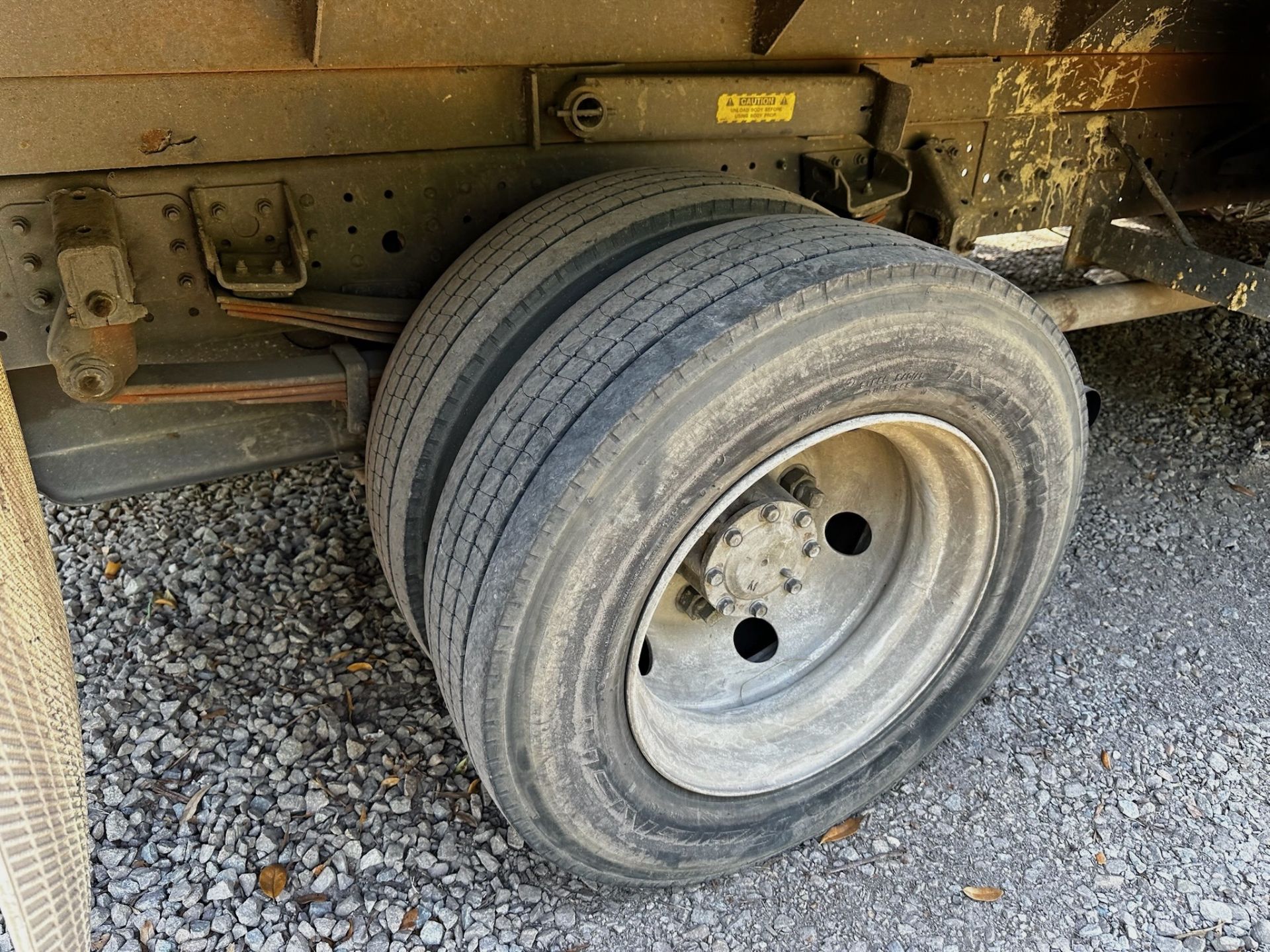 2013 Mitsubishi Fuso Landscape Dump Truck - Image 6 of 35