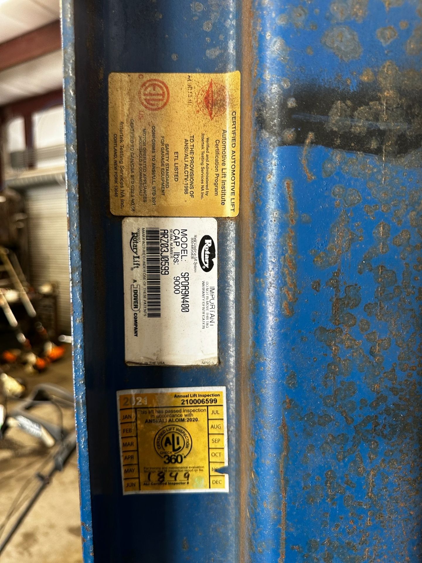 Rotary Vehicle Lift, 9000 lb Capacity - Image 13 of 14